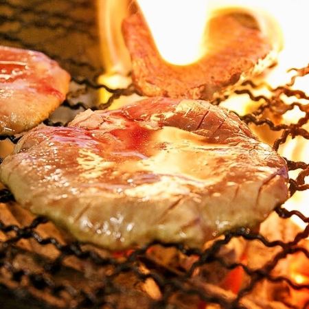 Authentic Sendai ☆ Charcoal-grilled beef tongue [1 serving]