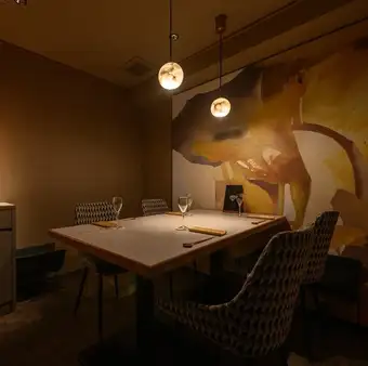 完全個室もございます。4名様×1、6名様×1ございます。
