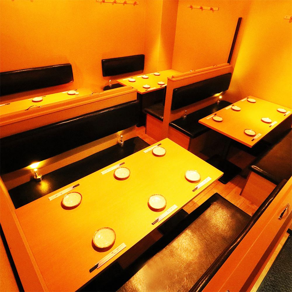 We have private rooms available for small and medium-sized parties! For parties of 10 or more, one organizer will be accommodated free of charge.