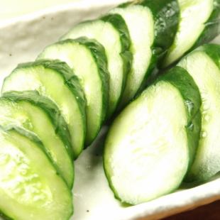 pickled cucumber/red turnip