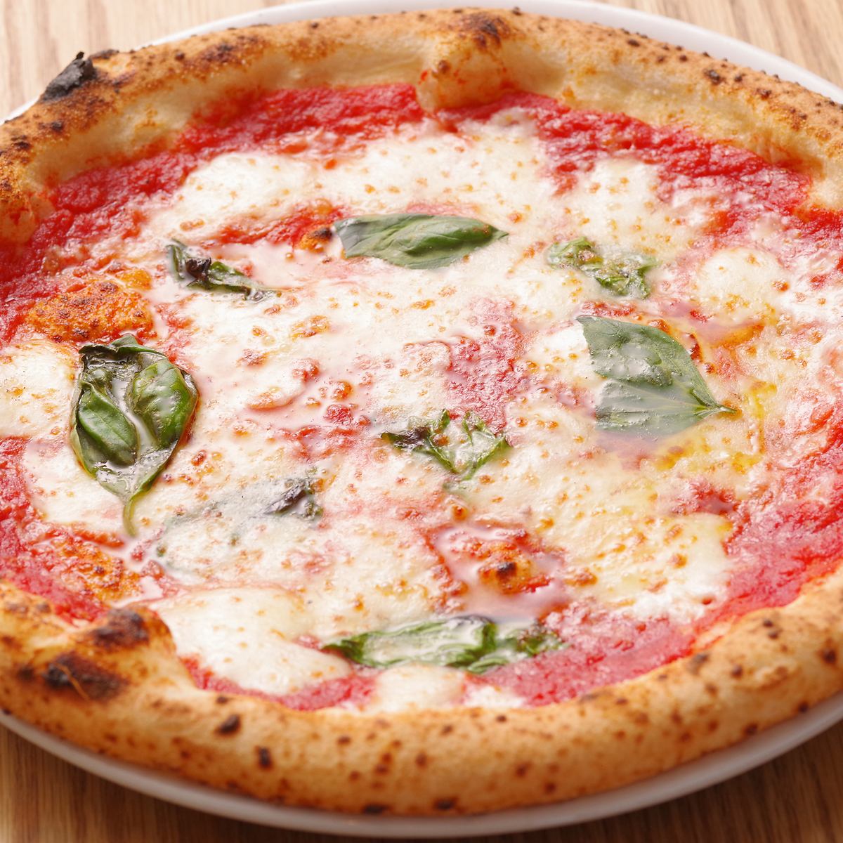 【어른의 은신처】현지 야채를 사용한 본격 가마로 만드는 수제 피자