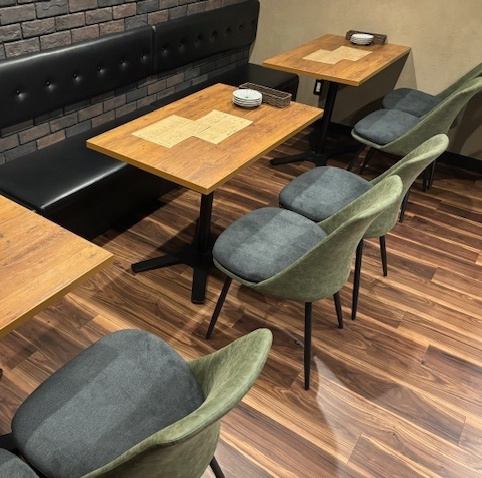 落ち着いた内装でゆったり