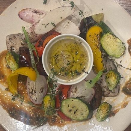 【石山駅徒歩5分】落ち着いた店内の創作野菜酒場!系列店はきんぎょ。各種宴会にも!