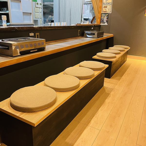 The counter seats are special seats ♪ While talking to the staff alone ... As a couple seat with a lover ... The counter seats that can be used freely are excellent in usability!