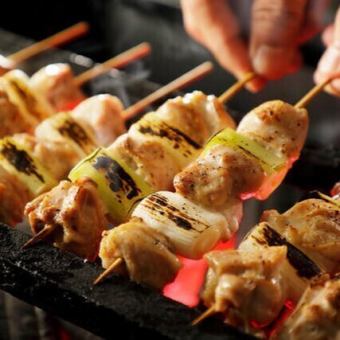≪日～木曜限定≫【２H飲放】自慢の炭火焼き鳥などの逸品を特製肉寿司で〆る全5品3280円⇒2480円