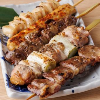 ≪10月迄限定≫【2時間食べ飲み放題】自慢の炭火焼き鳥食べ放題含む全14品『虜』2870円⇒1980円