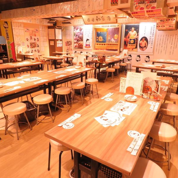 広々とした店内で落ち着いてお食事いただけます！