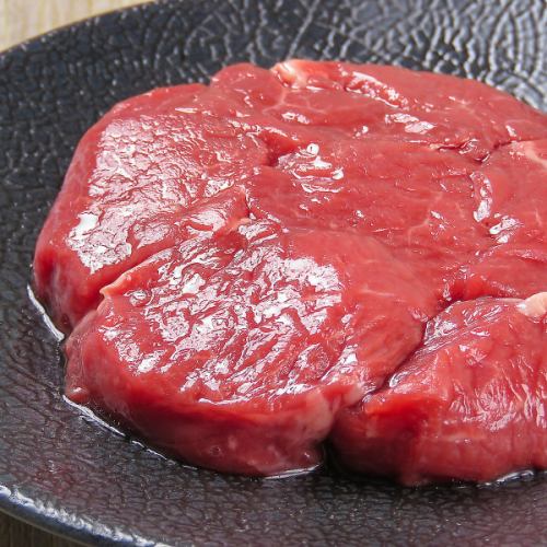 赤身極上！一頭からわずかの希少部位◎ラムヒレ