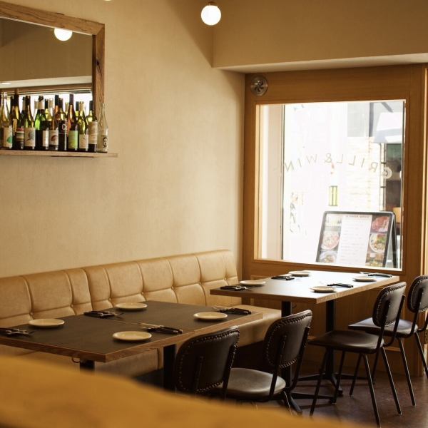 北堀江の本格イタリアン★【大人のデート・記念日に】大人の雰囲気漂う店内。デートや記念日に最適です。女子会コースや記念日コースもあるので、用途に合わせてお使いください♪サプライズは店舗スタッフもお手伝い致します★