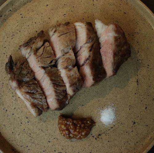 やんばる島豚アグー炭火焼