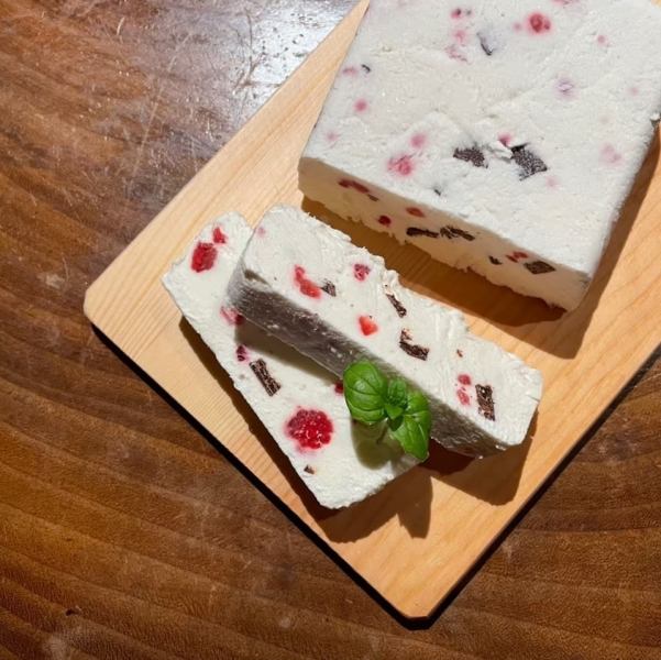 深受女性喜愛！主廚自製甜點