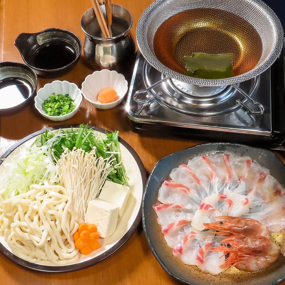 日本酒と種類豊富な魚料理・日本料理が楽しめる酒場『おざわ』