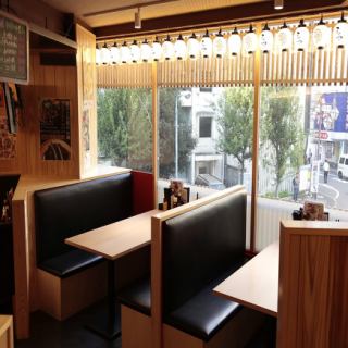 Box seats are perfect for private parties with a small number of people! Enjoy your time alone without worrying about others. Box seats are available for 4 to 6 people.All-you-can-eat courses available ◎ Spacious sofa seats for a relaxing banquet ♪