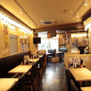 We can accommodate up to 50 people! All-you-can-drink courses including Ebisu draft beer start at 3,250 yen.