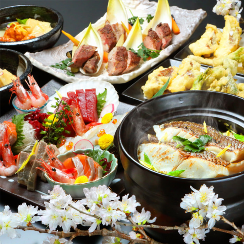 黑猪肉铁板烧和当地鸡肉菜肴``享受套餐''3，980日元所有9种菜肴，带2小时无限量畅饮