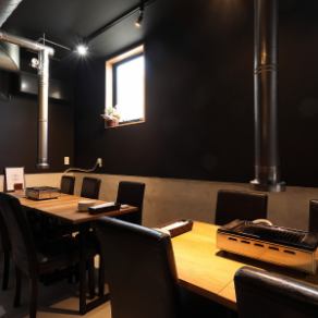 【1階：13～14名様】