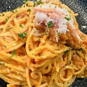 ズワイガニのトマトクリームスパゲッティ