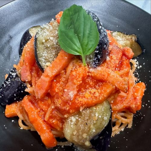 【パスタ】種類が豊富！何度来店しても飽きない、様々なおいしいパスタがたくさん。選ぶ楽しみがあります。