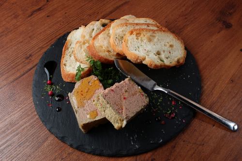 [Commitment ♪ white liver mousse]