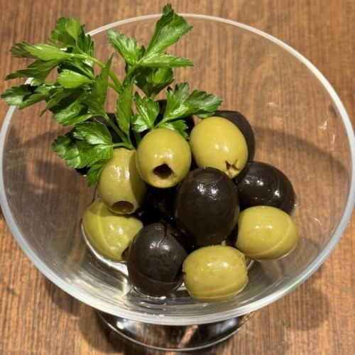 Assorted olives