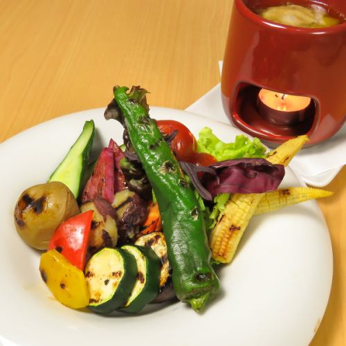 採れたて無農薬野菜のバーニャカウダ