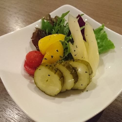 色んな野菜のピクルス