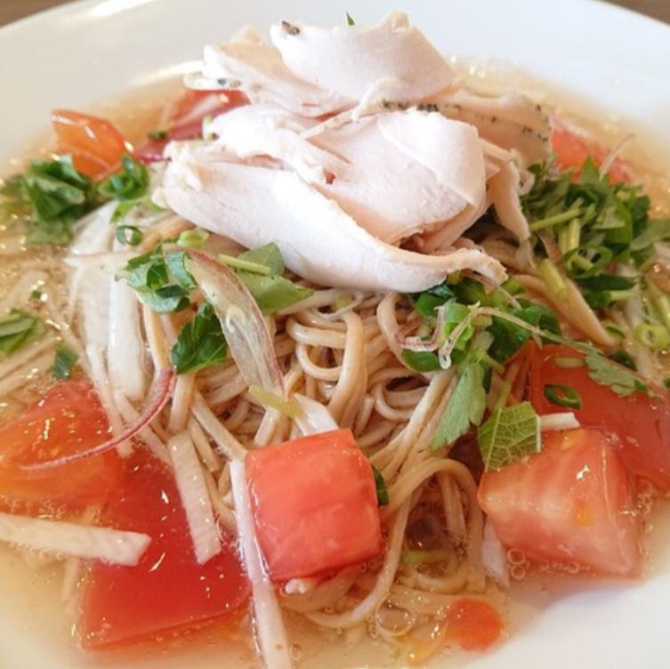 蒸し鶏とトマトのさっぱり冷製和風あん
