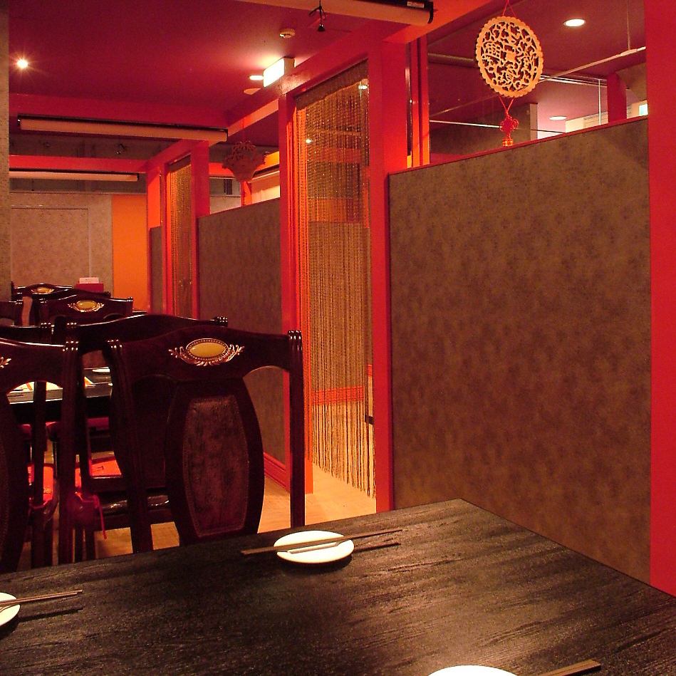 1Fは50名、2Fは100名迄!火鍋&大銅鍋も人気♪この辛さにヤミツキ