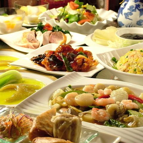 Luxurious and extravagant Chinese cuisine is highly recommended for banquets!
