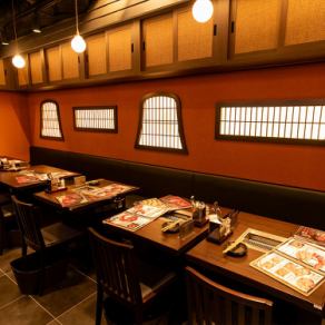最大20名様でご利用いただけるお席です。当店で最大の同時着席宴会が可能な空間となっております。各種宴会にご利用ください。