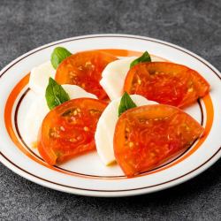 Tomato and mozzarella cheese caprese