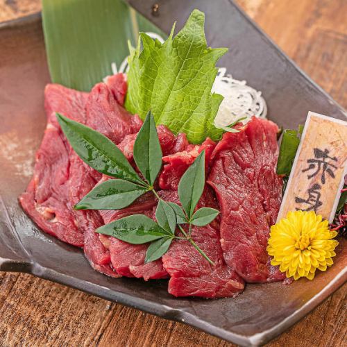 Lean horse meat sashimi