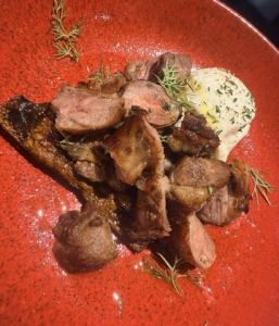 富山名物　昆布締め豚サガリ