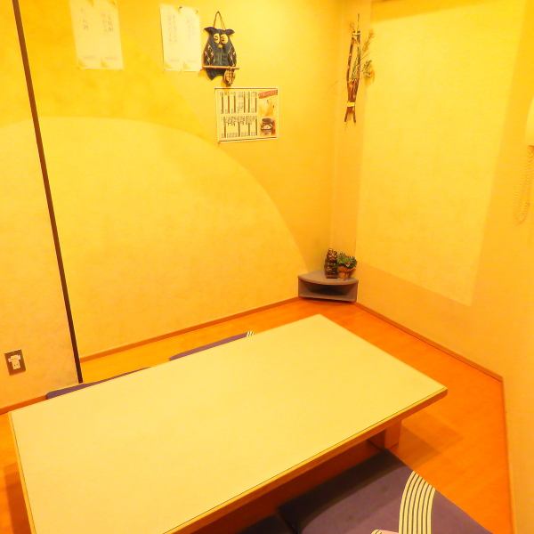 This is a calm private room.A private room is recommended for drinking parties of 2 to a small number of people.Unlike large stores, there are only two rooms on one floor, so it's not crowded.