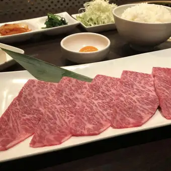 【ランチ限定】和牛肩ロースザブトン