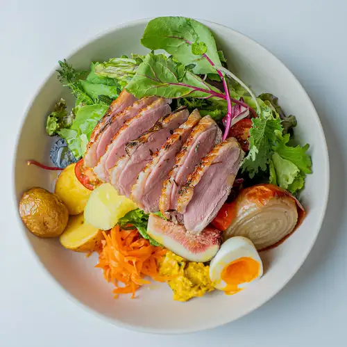 Market Plate with Roasted Duck and 15 Kinds of Vegetables