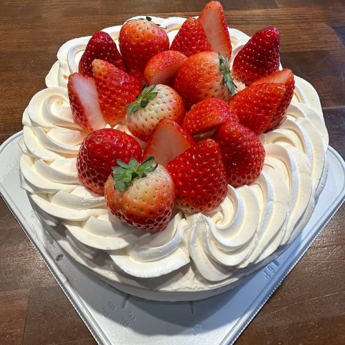 【テイクアウト・店内飲食どちらも可能♪】ホールケーキをご用意いたします3,000円(税込)~