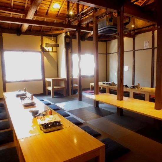 The 2nd floor tatami room is very popular as a calm atmosphere!