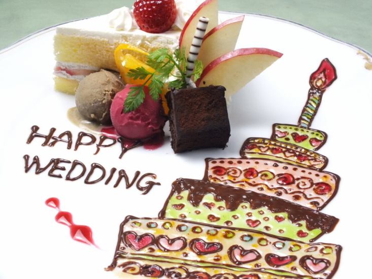 二楼可供20至80人的团体预订!是举办婚礼招待会的理想场所。