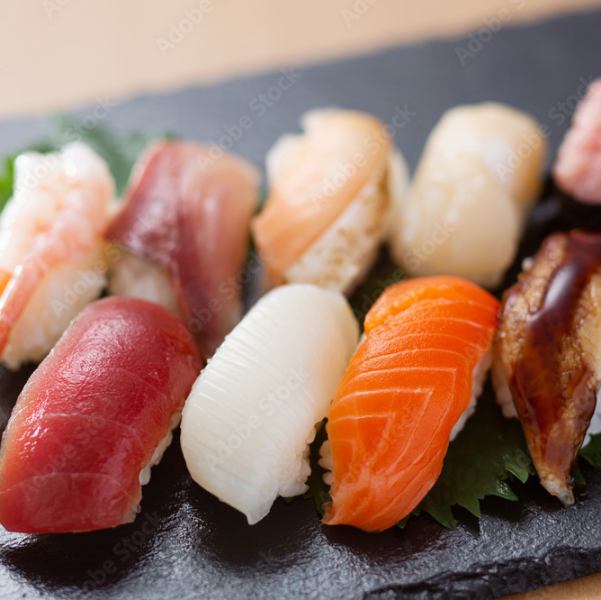 寿司セットは1人前2,000円~ご用意