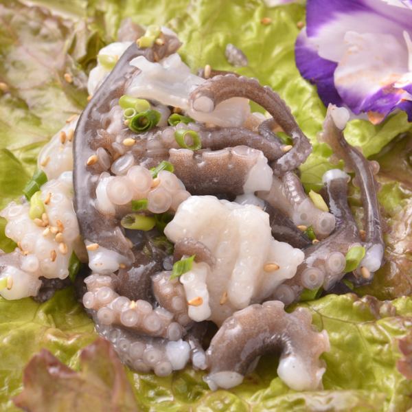 Eat dancing octopus! "Sannatchi" is extremely popular! Recommended for people who like unusual dishes and want to have an interesting experience!