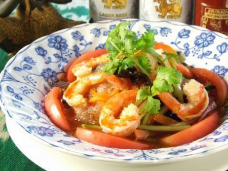 Yam Unsen (Thailand) ◆Spicy vermicelli and shrimp salad