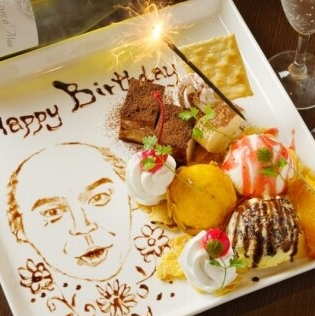大切な方との記念日に、デザートプレートを承っております。