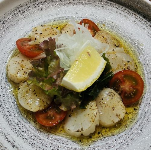 炙りホタテカルパッチョ