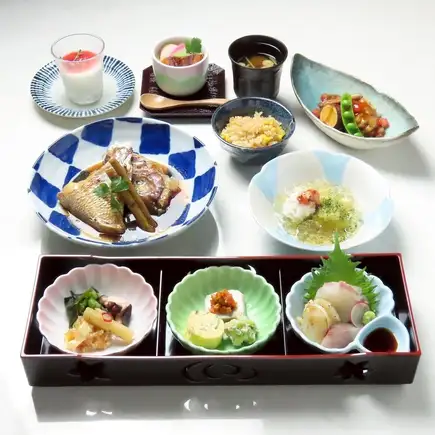 風月暢飲:6000日圓(100分鐘暢飲,最後點單時間為關門前10分鐘)