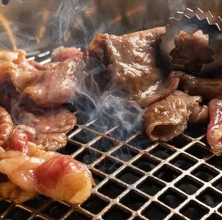 [Kami Miyazaki beef lean meat yakiniku] Weekend 7,000 yen → Weekday 6,500 yen with all-you-can-drink for 120 minutes {150 minutes all-you-can-drink for 3 or more people}