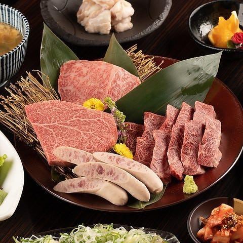 Enjoy in a private room.Luxuriously selected high-quality Miyazaki beef lean meat♪ High cost performance!
