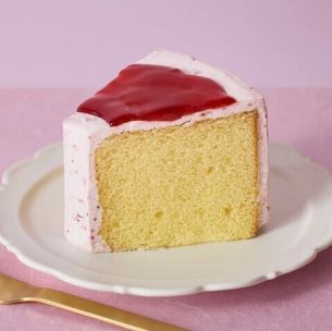 〈期間限定〉いちごミルクのシフォンケーキ