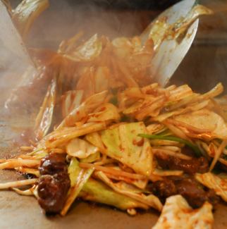 名物！ごちゃまぜ鉄板焼肉