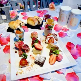 [Afternoon tea & amsu tea] 13 items + 2 hours all-you-can-drink + 5 types of baked goods and amsu tea included for 6,000 yen